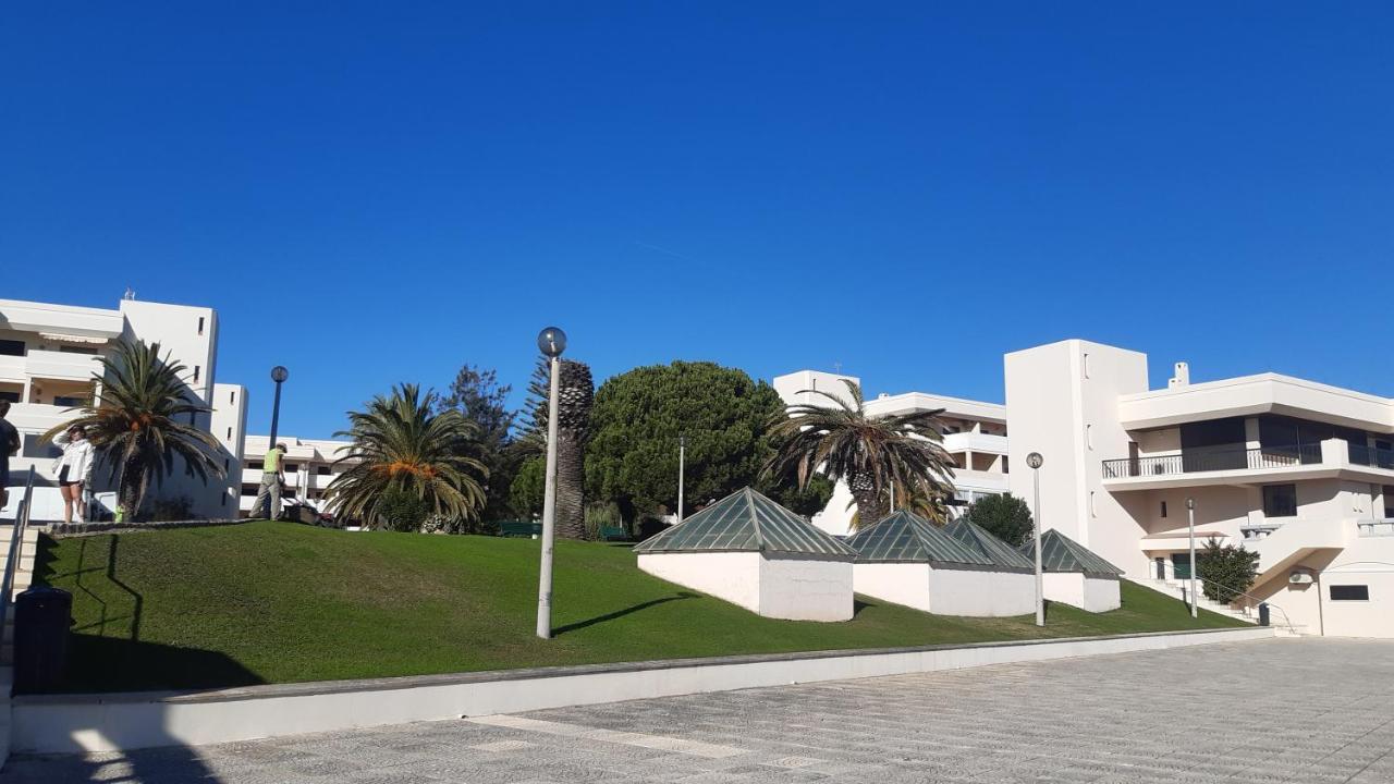 Joanita Beach Apartment Holidays Lagos Exterior photo